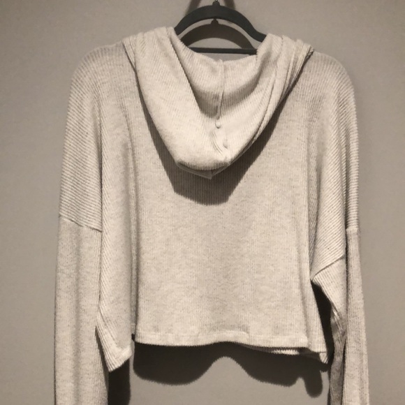 END OF YEAR SALE! | Soft Light Grey/White Cropped Hoodie - Picture 2 of 3